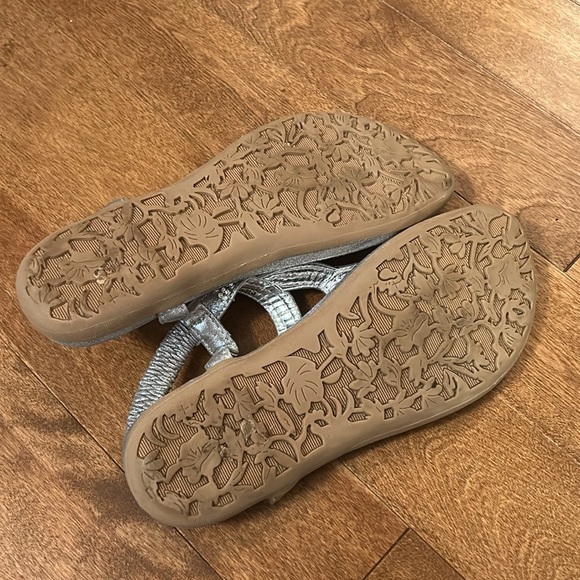 SILVER Rhinestones Adjustable Strap Size 7 Toe Post Summer Beach Womens Sandals - Picture 4 of 12